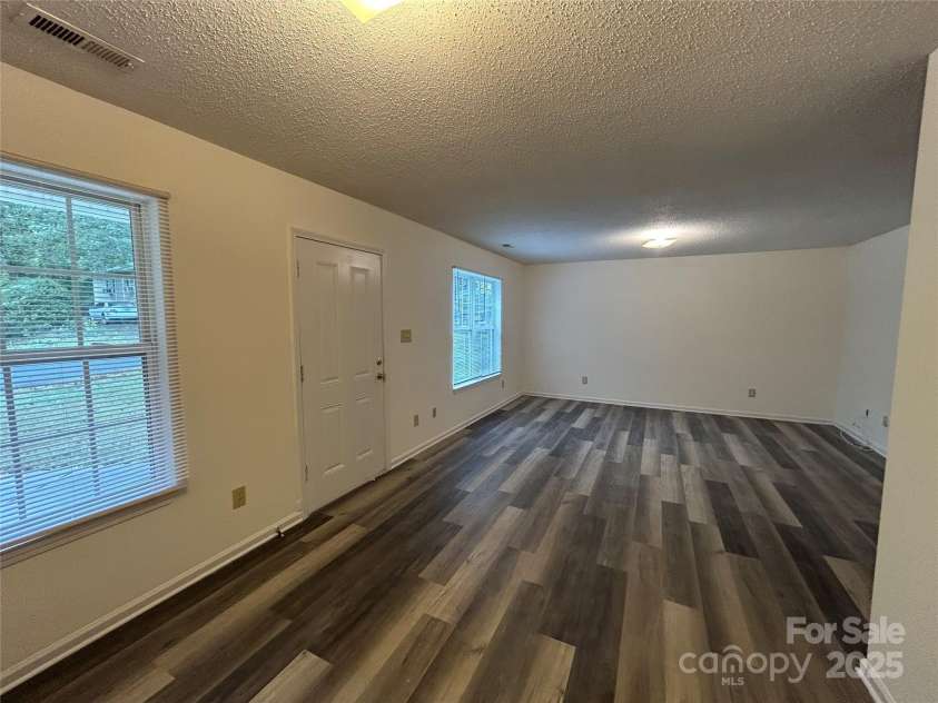 1208 Walnut Avenue, Gastonia, NC 28052.  MLS# CAR4320941, YatesRealty ID 330. 