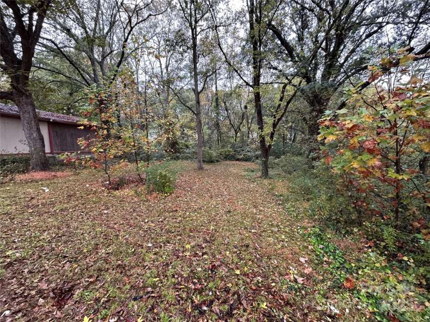 1208 Walnut Avenue, Gastonia, NC 28052.  MLS# CAR4320941, YatesRealty ID 330. 