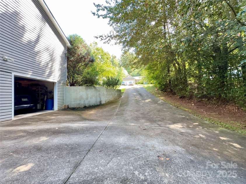 109 Doe Run, Morganton, NC 28655.  MLS# CAR4310513, YatesRealty ID 3300. 