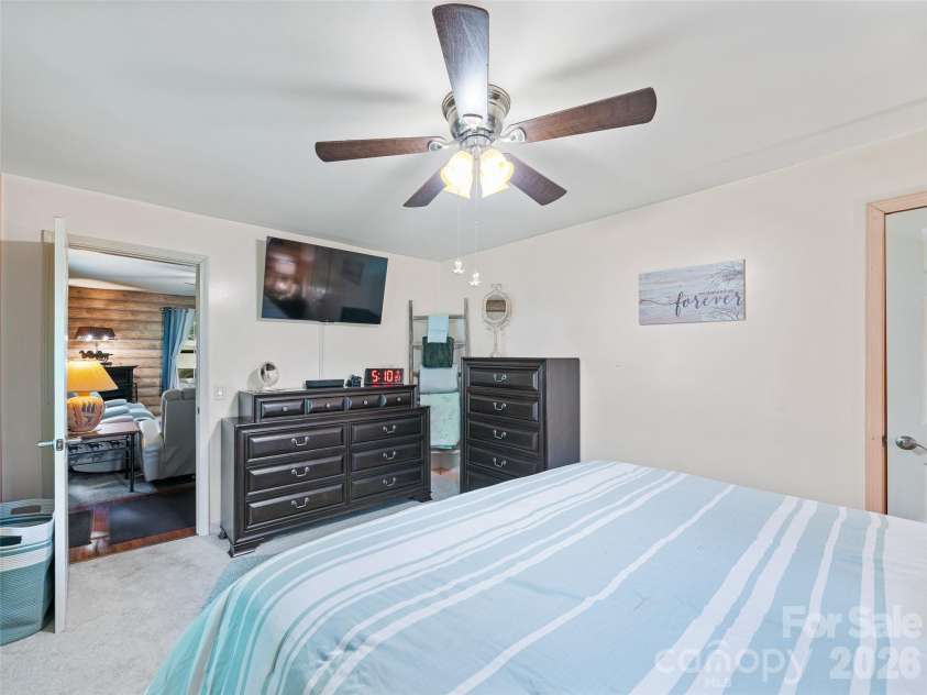 232 Langford Branch Road, Burnsville, NC 28714.  MLS# CAR4393285, YatesRealty ID 33000. 