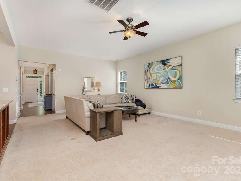 7521 Chaddsley Drive, Huntersville, NC 28078.  MLS# CAR4292056, YatesRealty ID 33000. 