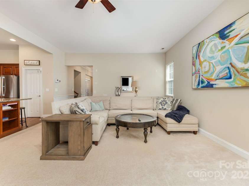 7521 Chaddsley Drive, Huntersville, NC 28078.  MLS# CAR4292056, YatesRealty ID 33000. 