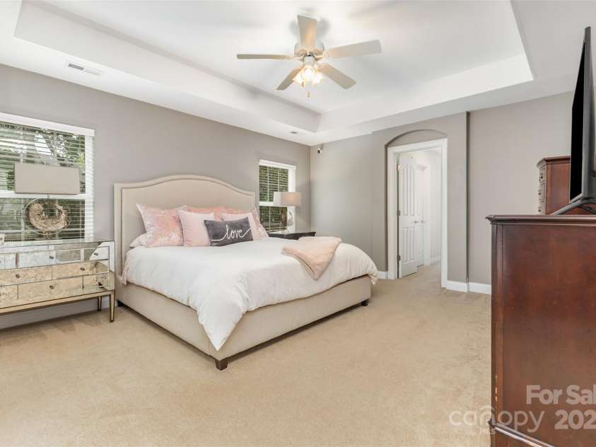 7521 Chaddsley Drive, Huntersville, NC 28078.  MLS# CAR4292056, YatesRealty ID 33000. 