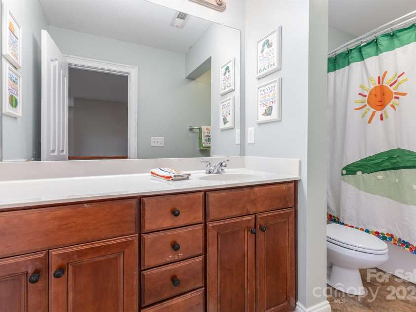 7521 Chaddsley Drive, Huntersville, NC 28078.  MLS# CAR4292056, YatesRealty ID 33000. 