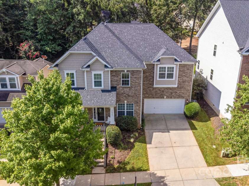 7521 Chaddsley Drive, Huntersville, NC 28078.  MLS# CAR4292056, YatesRealty ID 33000. 