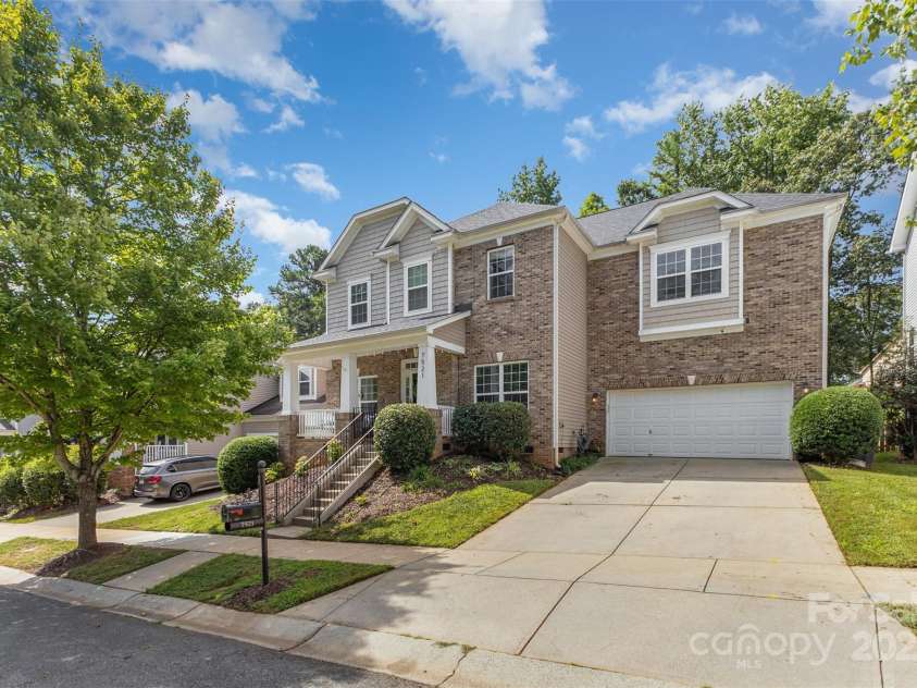 7521 Chaddsley Drive, Huntersville, NC 28078.  MLS# CAR4292056, YatesRealty ID 33000. 