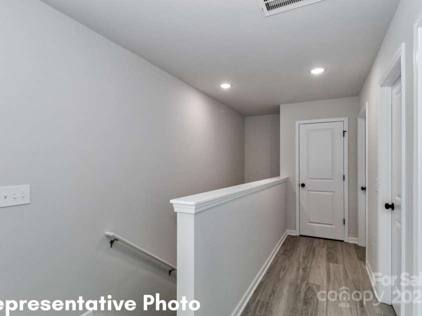 430 Mills Avenue, Mooresville, NC 28115.  MLS# CAR4293783, YatesRealty ID 33002. 
