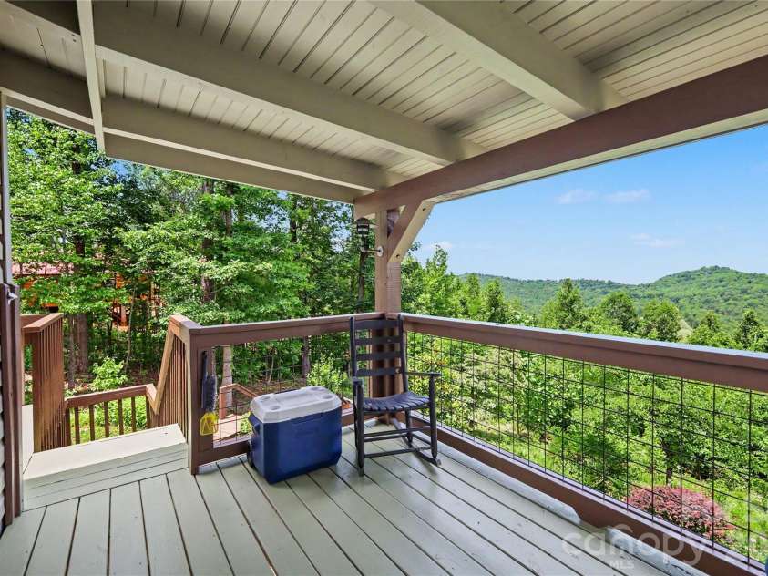 3526 Dogwood Lane, Morganton, NC 28655.  MLS# CAR4396368, YatesRealty ID 33003. 
