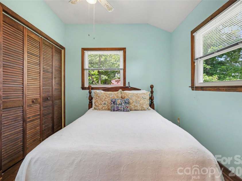 3526 Dogwood Lane, Morganton, NC 28655.  MLS# CAR4396368, YatesRealty ID 33003. 