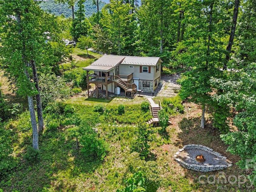 3526 Dogwood Lane, Morganton, NC 28655.  MLS# CAR4396368, YatesRealty ID 33003. 