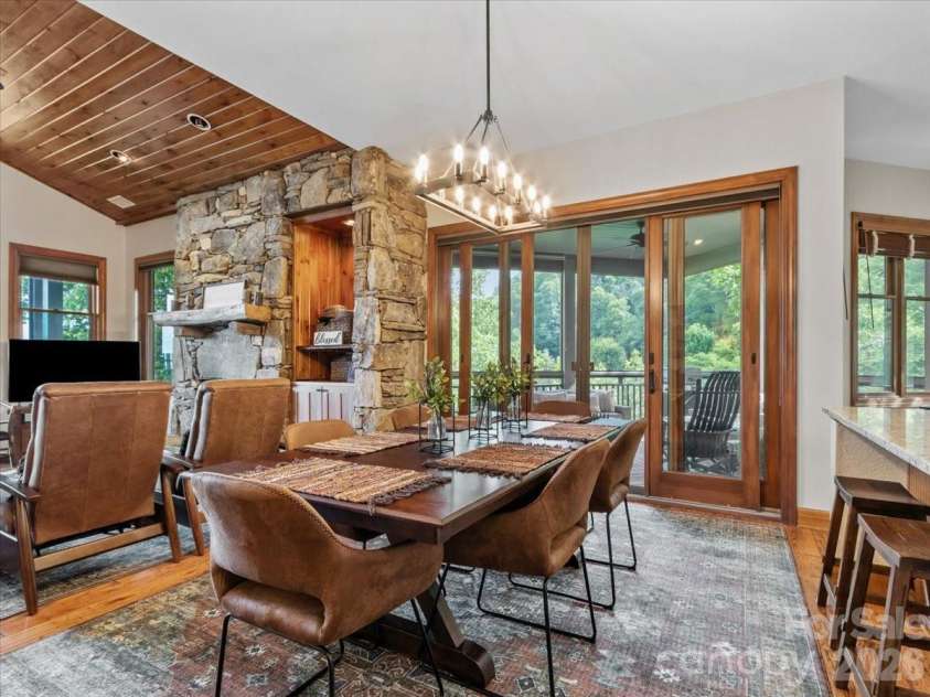 151 Spring Rock Road, Burnsville, NC 28714.  MLS# CAR4392495, YatesRealty ID 33004. 