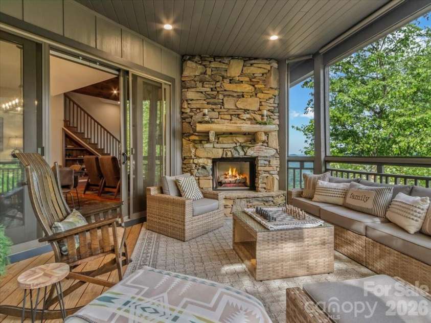 151 Spring Rock Road, Burnsville, NC 28714.  MLS# CAR4392495, YatesRealty ID 33004. 