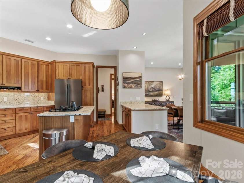 151 Spring Rock Road, Burnsville, NC 28714.  MLS# CAR4392495, YatesRealty ID 33004. 