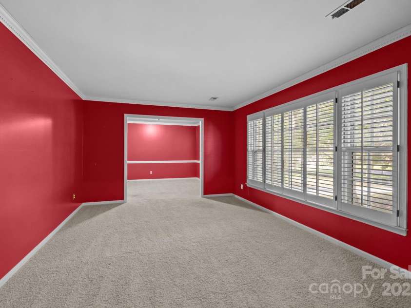 11819 Lansbury Court, Charlotte, NC 28226.  MLS# CAR4290157, YatesRealty ID 33005. 