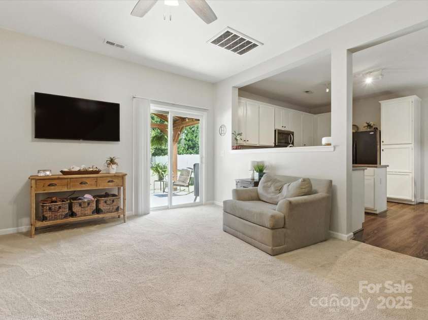10211 Green Grass Road, Charlotte, NC 28227.  MLS# CAR4293063, YatesRealty ID 33007. 