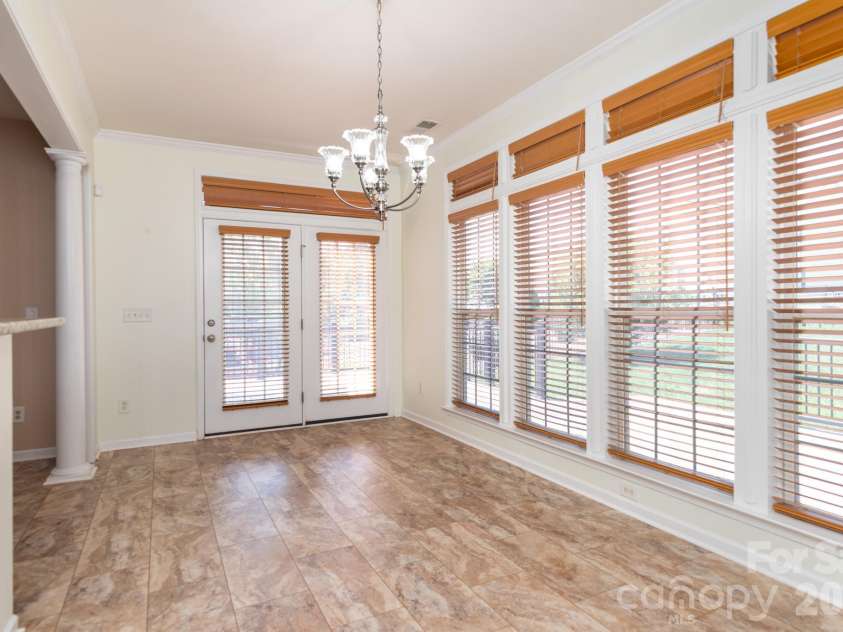 15417 Troubadour Lane, Huntersville, NC 28078.  MLS# CAR4384552, YatesRealty ID 33007. 