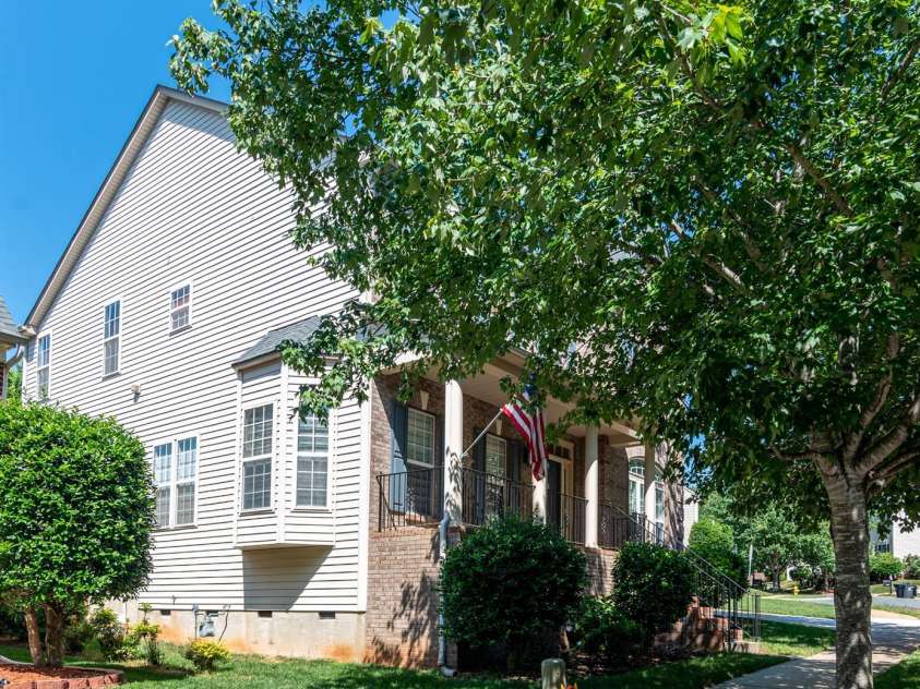 15417 Troubadour Lane, Huntersville, NC 28078.  MLS# CAR4384552, YatesRealty ID 33007. 