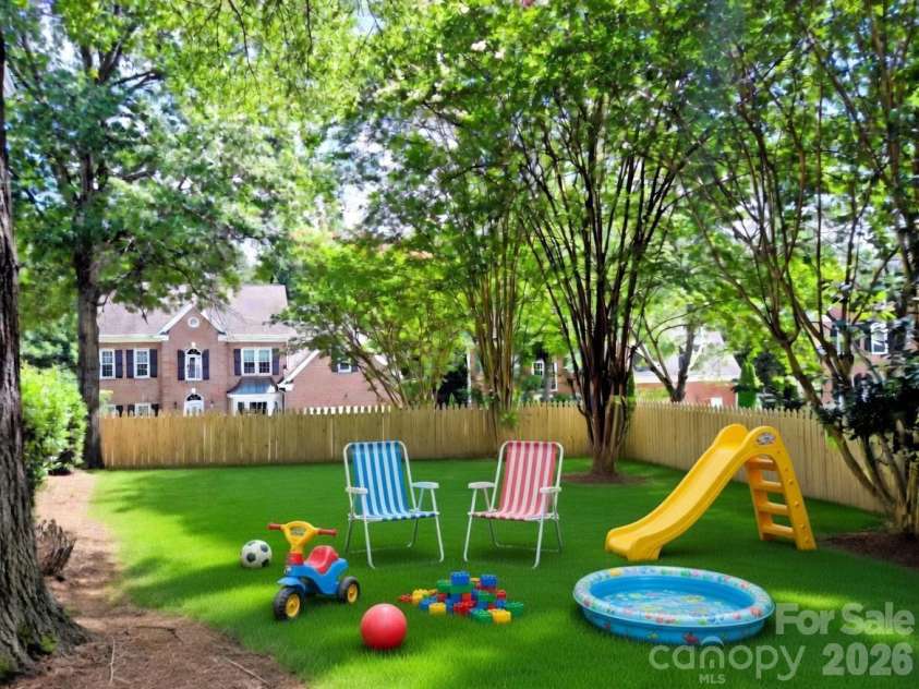 9234 Brechin Drive, Charlotte, NC 28277.  MLS# CAR4368306, YatesRealty ID 33008. AI Drawn Potential Back Yard
