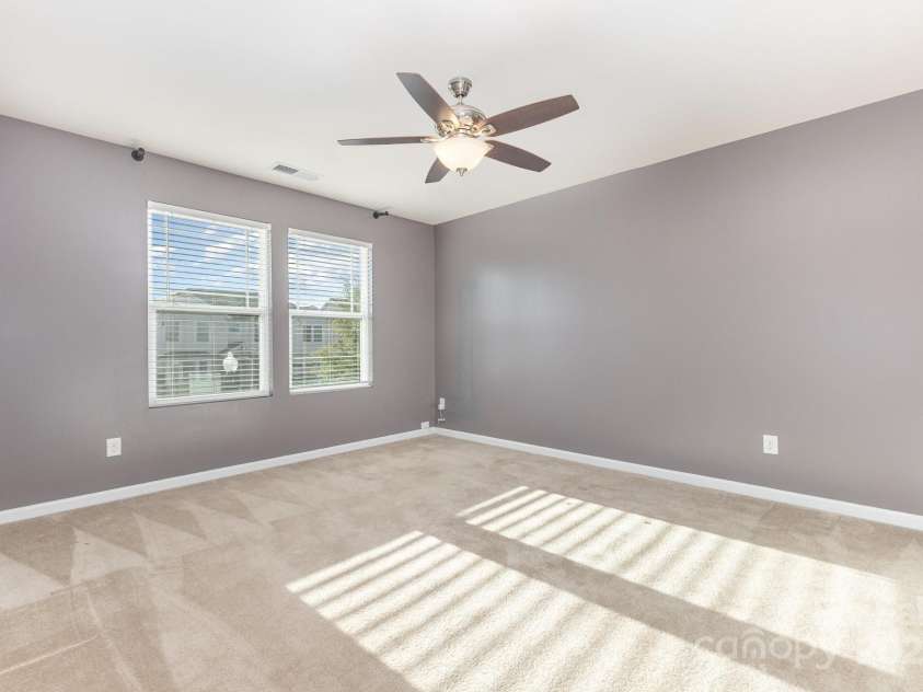 7806 Meridale Forest Drive, Charlotte, NC 28269.  MLS# CAR4312692, YatesRealty ID 33009. 