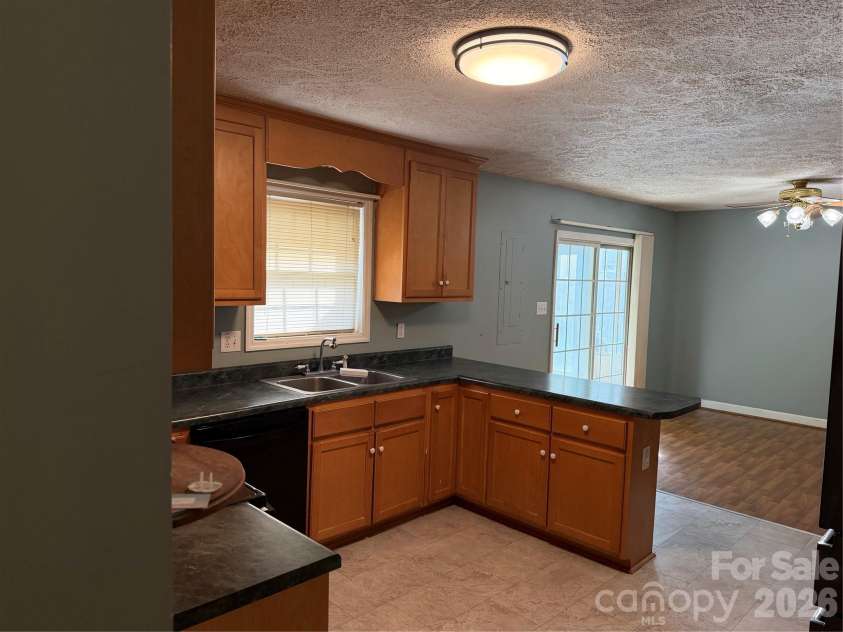 2479 Barnhardt Avenue, Concord, NC 28027.  MLS# CAR4355076, YatesRealty ID 3301. 