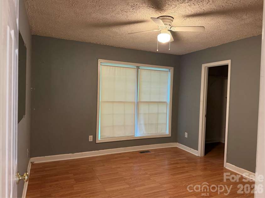 2479 Barnhardt Avenue, Concord, NC 28027.  MLS# CAR4355076, YatesRealty ID 3301. 