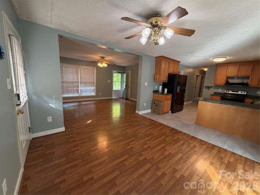 2479 Barnhardt Avenue, Concord, NC 28027.  MLS# CAR4355076, YatesRealty ID 3301. 