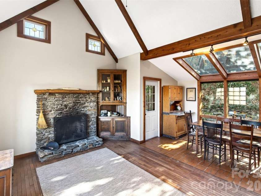 951,953,955,959 NC 9 Highway, Black Mountain, NC 28711.  MLS# CAR4342594, YatesRealty ID 3301. 