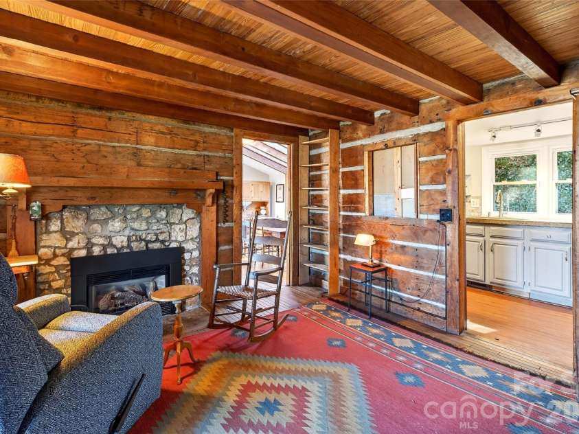 951,953,955,959 NC 9 Highway, Black Mountain, NC 28711.  MLS# CAR4342594, YatesRealty ID 3301. 