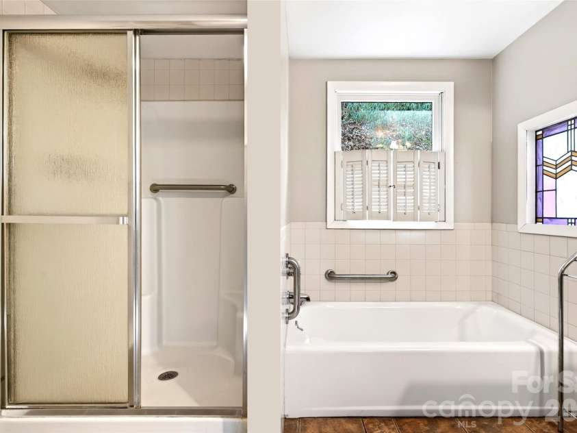 951,953,955,959 NC 9 Highway, Black Mountain, NC 28711.  MLS# CAR4342594, YatesRealty ID 3301. 