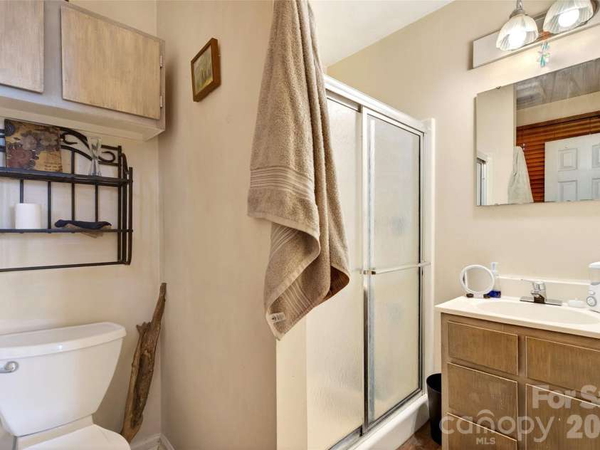 951,953,955,959 NC 9 Highway, Black Mountain, NC 28711.  MLS# CAR4342594, YatesRealty ID 3301. 