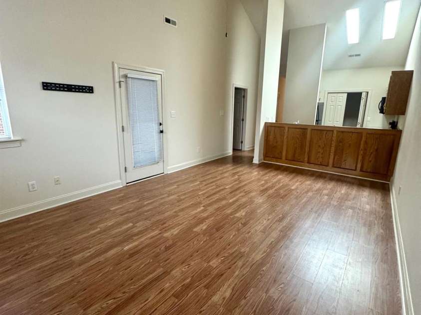 6295 Pansy Trail, Denver, NC 28037.  MLS# CAR4285349, YatesRealty ID 33010. Spacious Living/Dinning