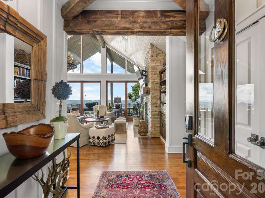 100 Meadow Ridge Drive, Lake Toxaway, NC 28747.  MLS# CAR4397807, YatesRealty ID 33011. 