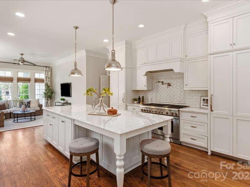 11723 Oakland Hills Place, Charlotte, NC 28277.  MLS# CAR4267276, YatesRealty ID 33011. 