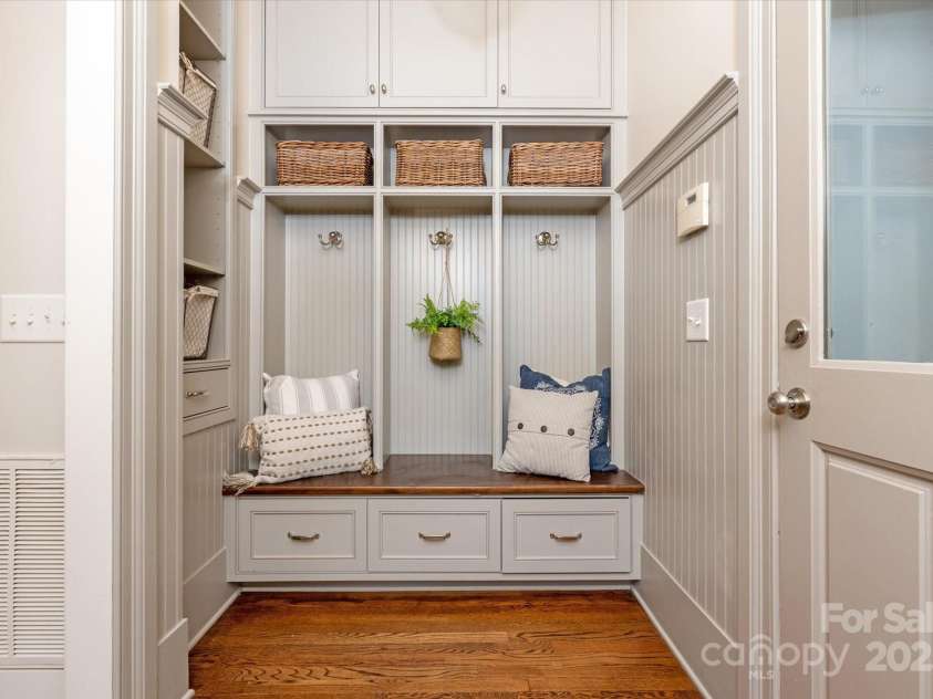 11723 Oakland Hills Place, Charlotte, NC 28277.  MLS# CAR4267276, YatesRealty ID 33011. 