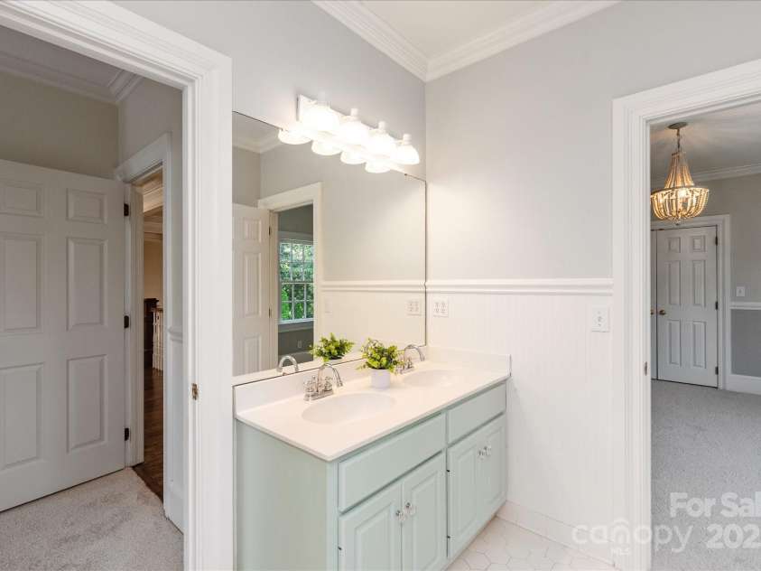 11723 Oakland Hills Place, Charlotte, NC 28277.  MLS# CAR4267276, YatesRealty ID 33011. 