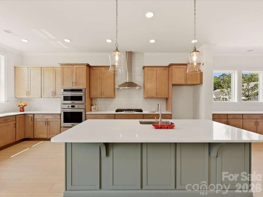 1157 Pastoral Place, Waxhaw, NC 28173.  MLS# CAR4372182, YatesRealty ID 33012. 