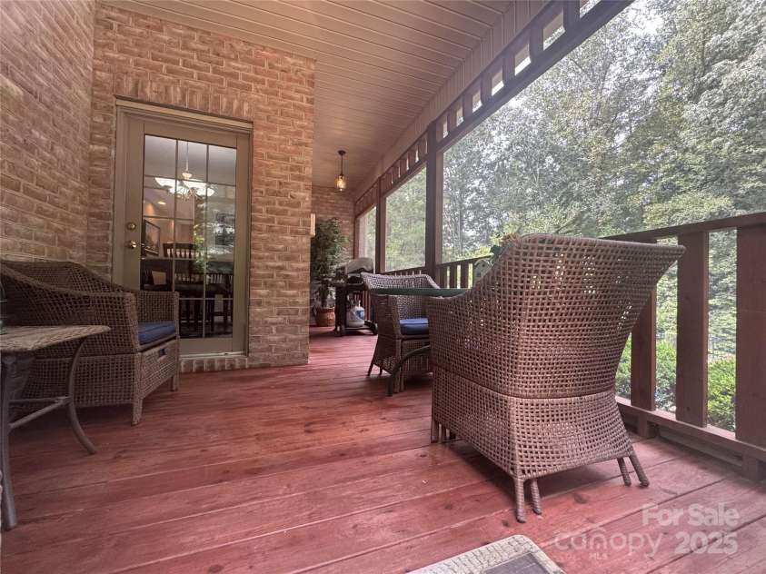160 Dockside Drive, Salisbury, NC 28146.  MLS# CAR4290577, YatesRealty ID 33013. 