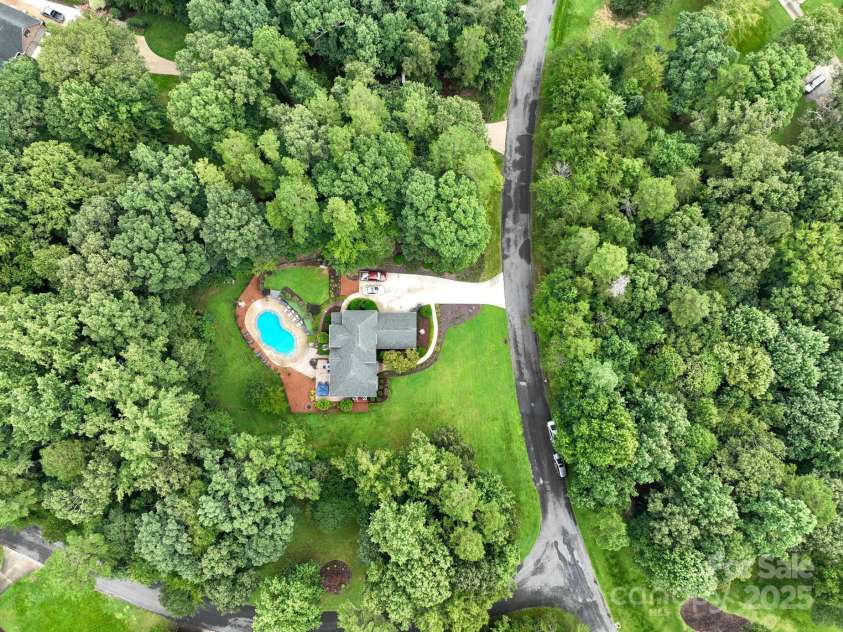 160 Dockside Drive, Salisbury, NC 28146.  MLS# CAR4290577, YatesRealty ID 33013. 