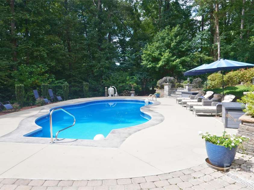 160 Dockside Drive, Salisbury, NC 28146.  MLS# CAR4290577, YatesRealty ID 33013. 