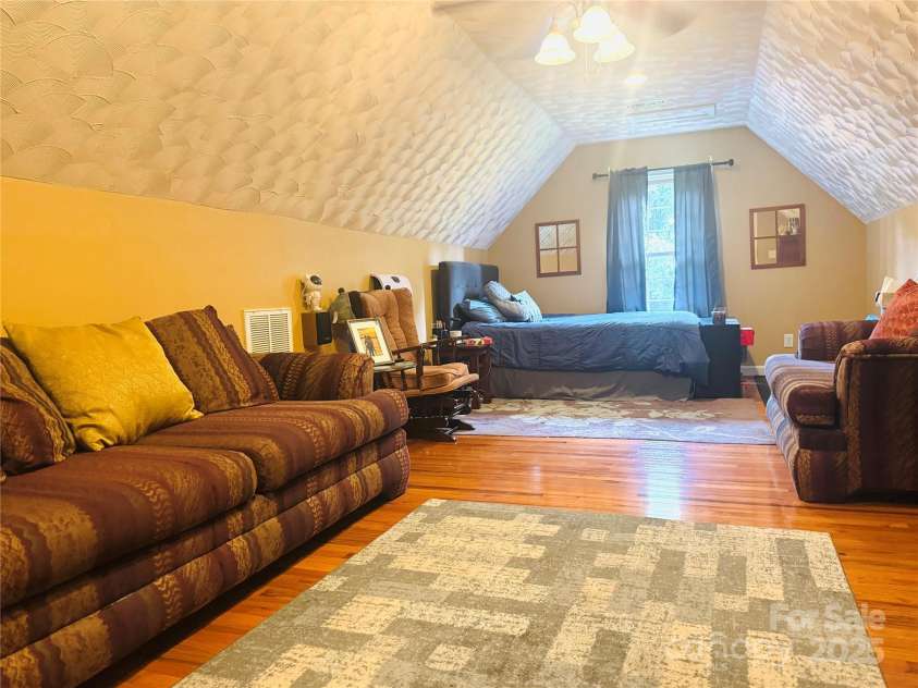 160 Dockside Drive, Salisbury, NC 28146.  MLS# CAR4290577, YatesRealty ID 33013. 