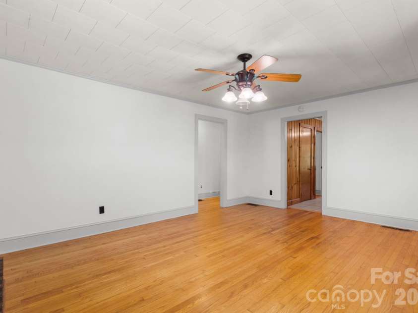 333 Chapel Hill Church Loop, Marion, NC 28752.  MLS# CAR4391151, YatesRealty ID 33014. 