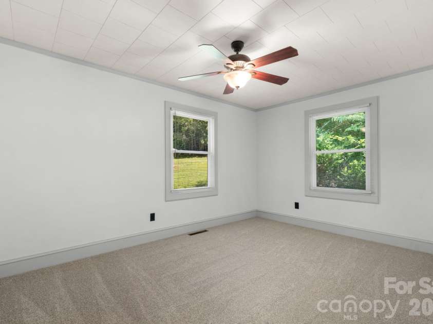 333 Chapel Hill Church Loop, Marion, NC 28752.  MLS# CAR4391151, YatesRealty ID 33014. 