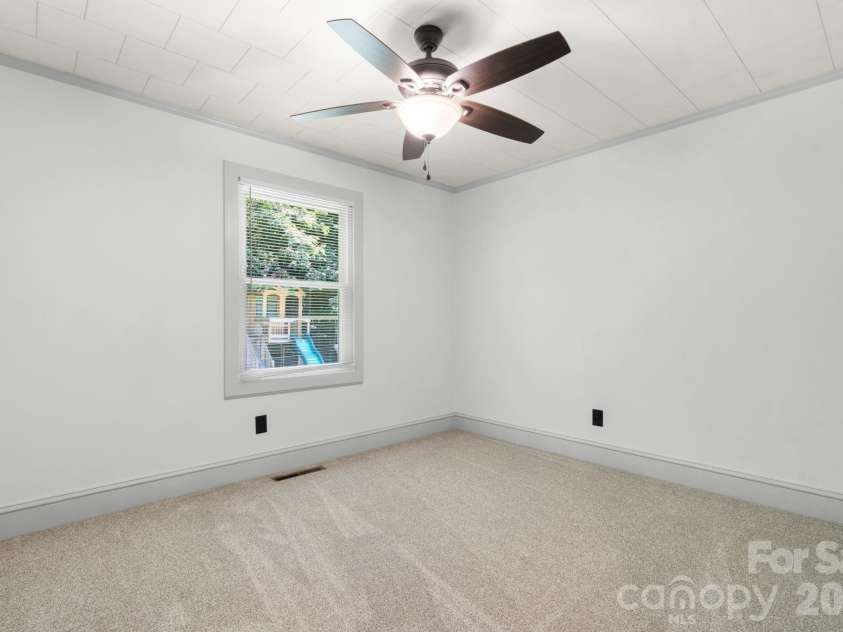 333 Chapel Hill Church Loop, Marion, NC 28752.  MLS# CAR4391151, YatesRealty ID 33014. 