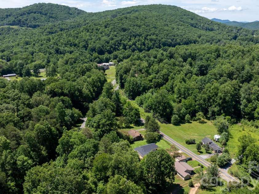 333 Chapel Hill Church Loop, Marion, NC 28752.  MLS# CAR4391151, YatesRealty ID 33014. 