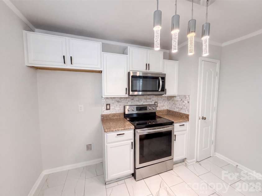 7329 Hidden Creek Drive, Charlotte, NC 28214.  MLS# CAR4411997, YatesRealty ID 33015. 