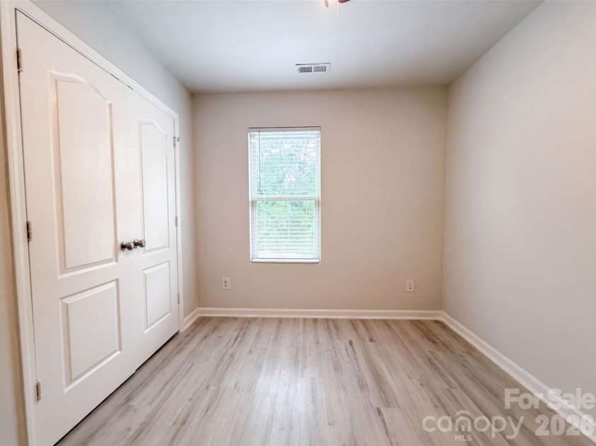 7329 Hidden Creek Drive, Charlotte, NC 28214.  MLS# CAR4411997, YatesRealty ID 33015. 