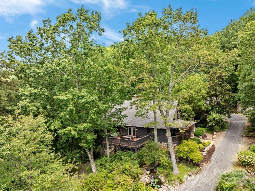 670 Barber Road, Zirconia, NC 28790.  MLS# CAR4293053, YatesRealty ID 33016. 