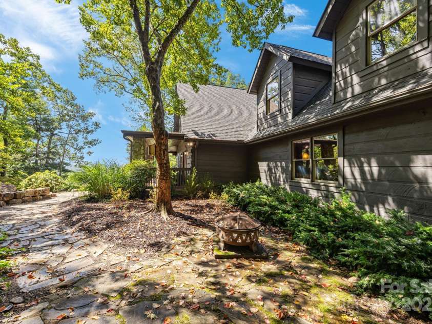670 Barber Road, Zirconia, NC 28790.  MLS# CAR4293053, YatesRealty ID 33016. 