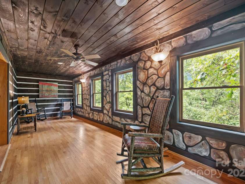 670 Barber Road, Zirconia, NC 28790.  MLS# CAR4293053, YatesRealty ID 33016. 