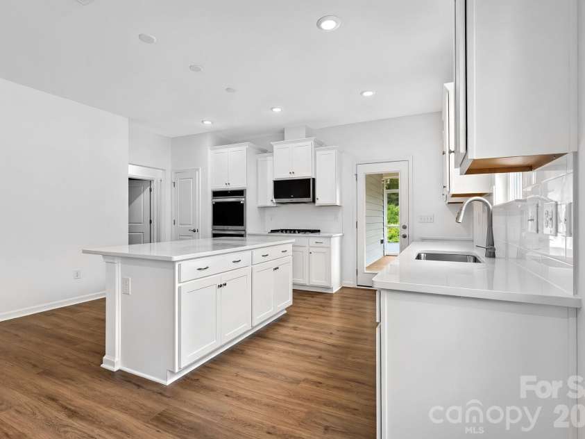8536 Norman Forest Road, Lancaster, SC 29720.  MLS# CAR4395787, YatesRealty ID 33016. 